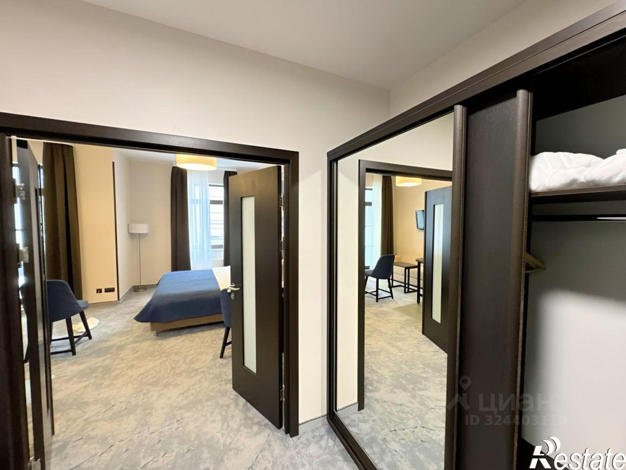 Купить квартиру за 31 000 000 рублей на ул Каменка, 3