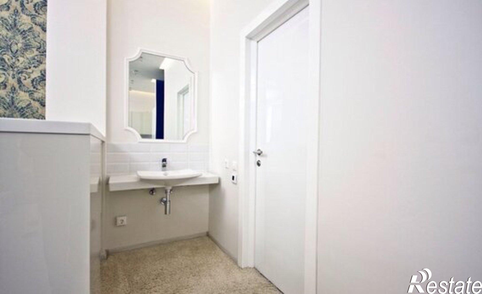 Купить квартиру за 21 000 000 рублей на пр-кт Пушкина, 14