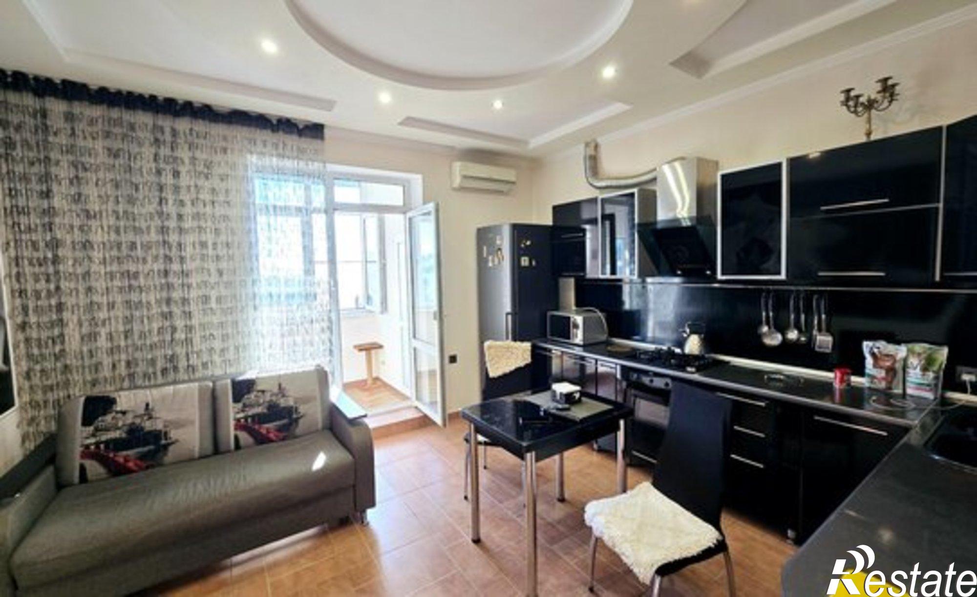 Купить квартиру за 13 000 000 рублей на Клубничная улица, 8А