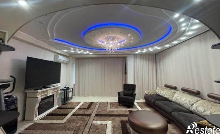 3-комн квартира ул Просвещения, 125,  д. 125