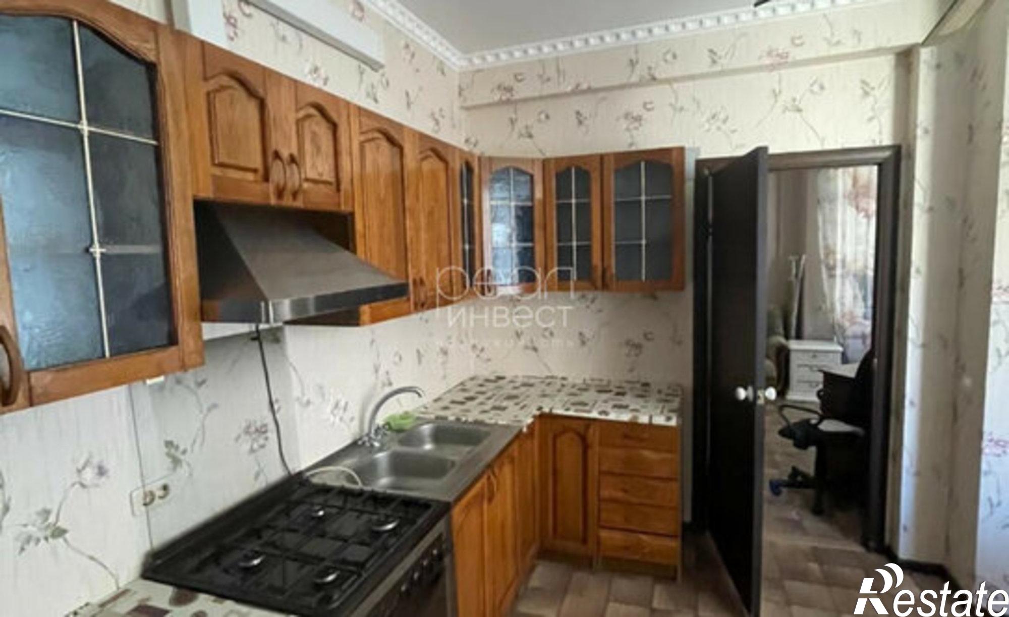 Купить квартиру за 8 000 000 рублей на Клубничная улица, 48