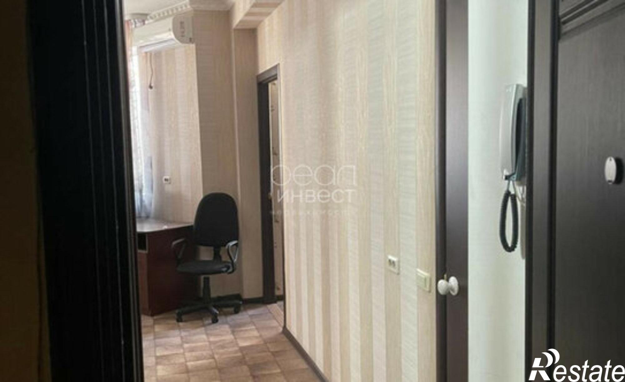 Купить квартиру за 8 000 000 рублей на Клубничная улица, 48