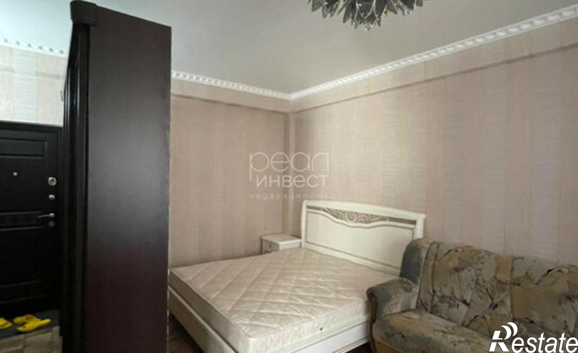 Купить квартиру за 8 000 000 рублей на Клубничная улица, 48