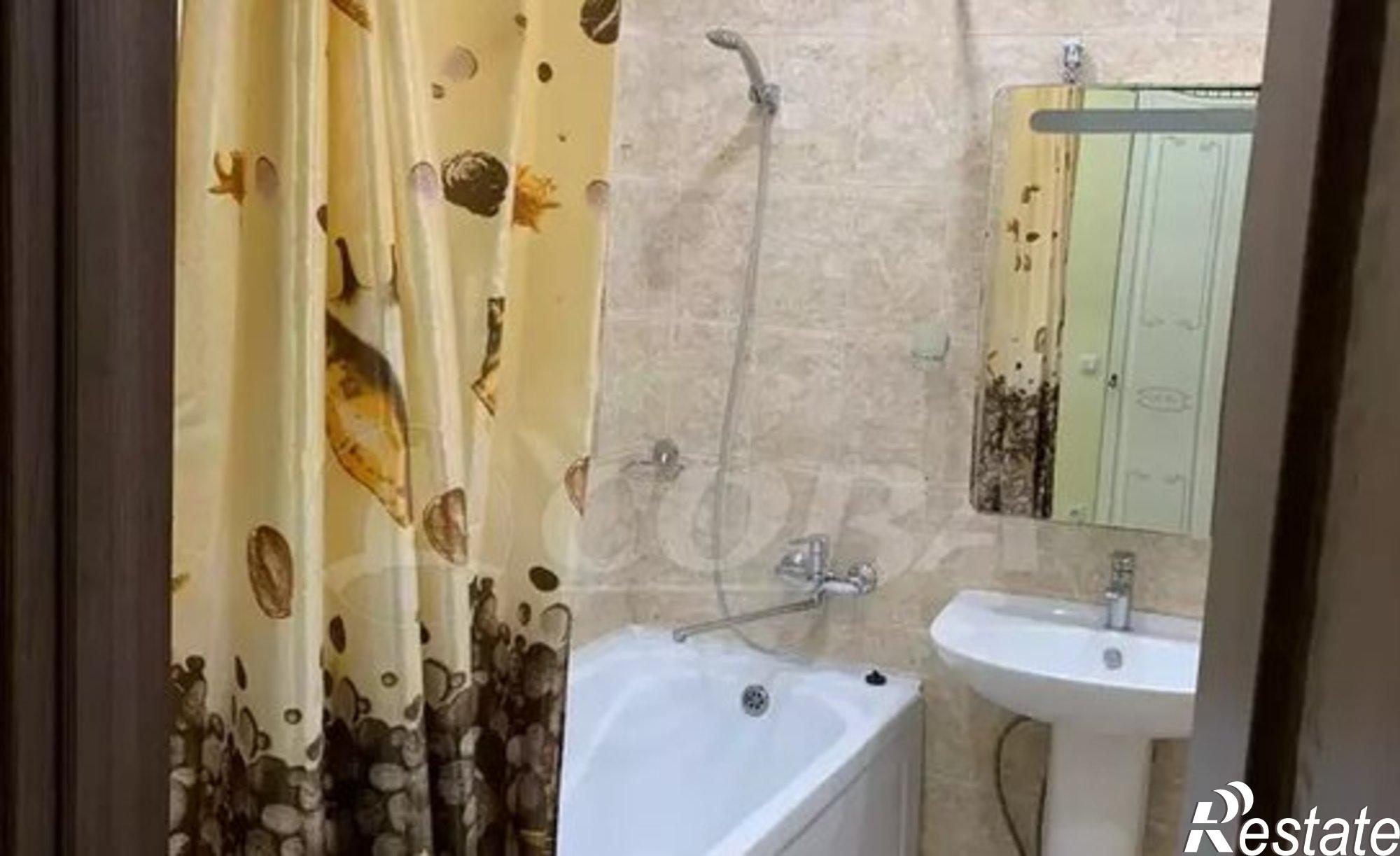 Купить квартиру за 9 990 000 рублей на ул Клубничная, 76