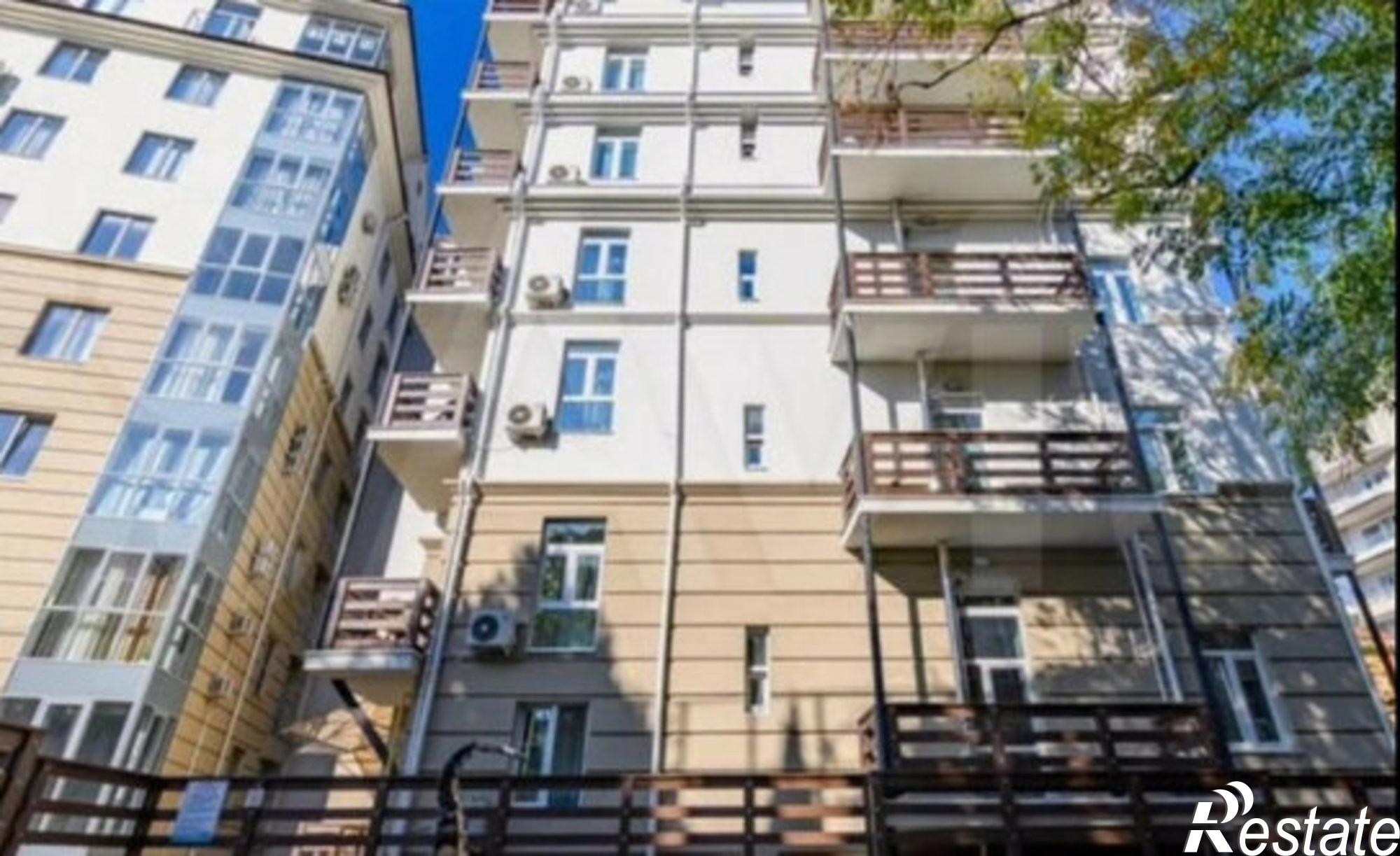 Купить квартиру за 10 900 000 рублей на ул Бытха, 4/5А