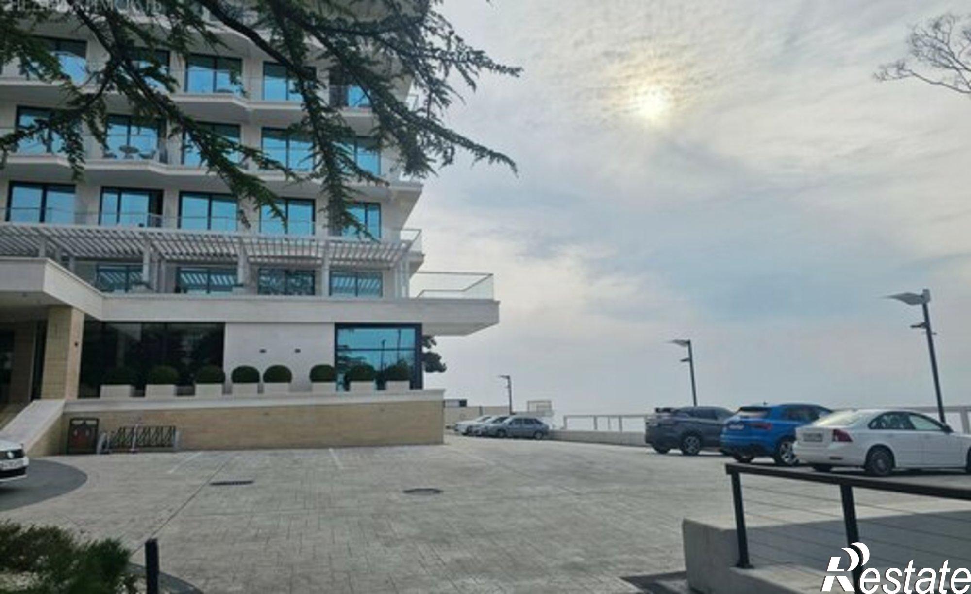 Купить квартиру за 23 500 000 рублей на Лазурный переулок, 3