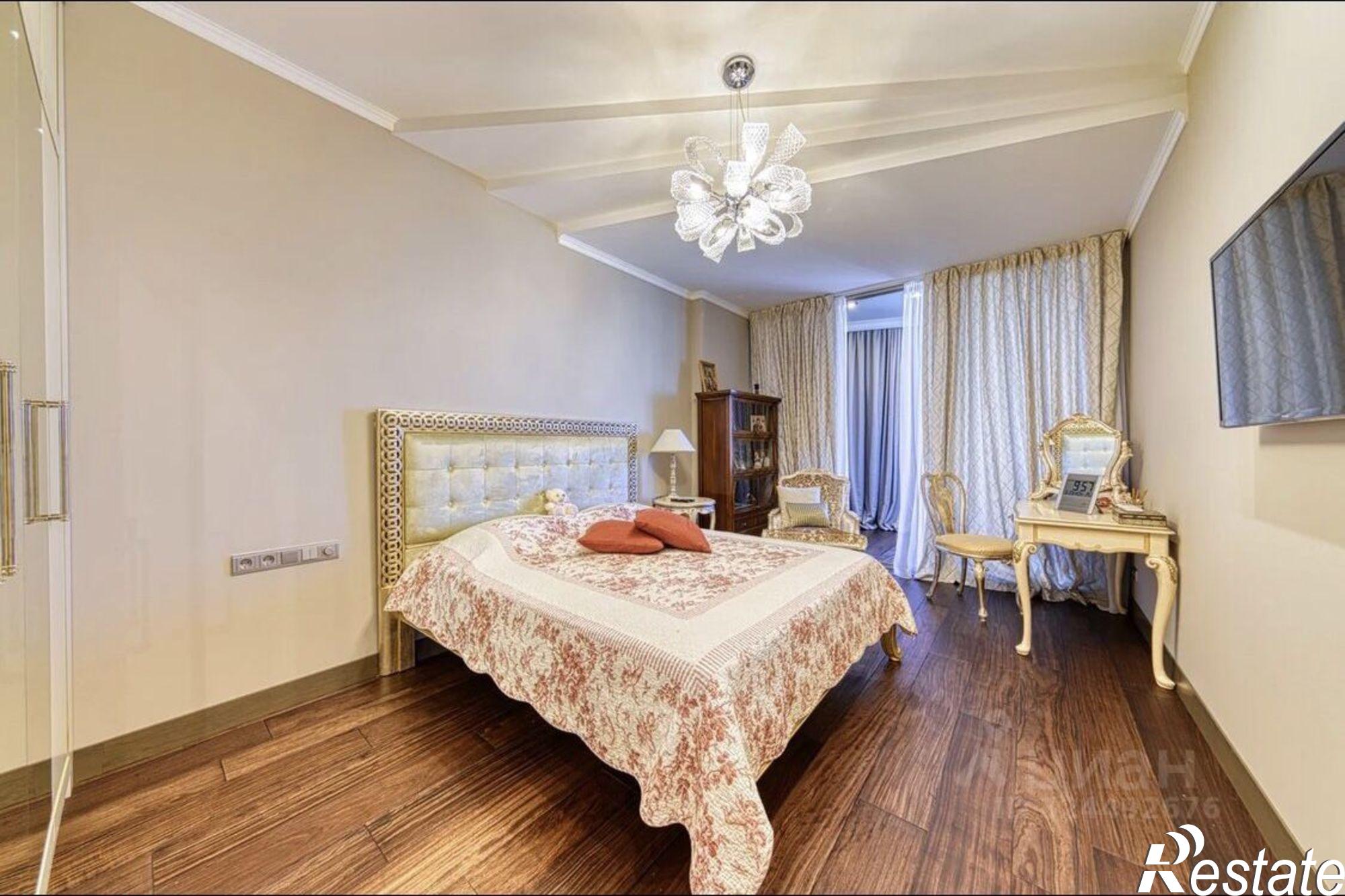 Купить квартиру за 85 000 000 рублей на улица Войкова, 21