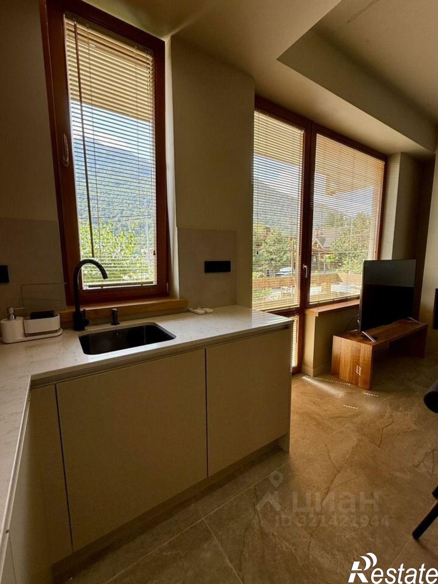 Купить квартиру за 21 000 000 рублей на ул Вознесенская, 47