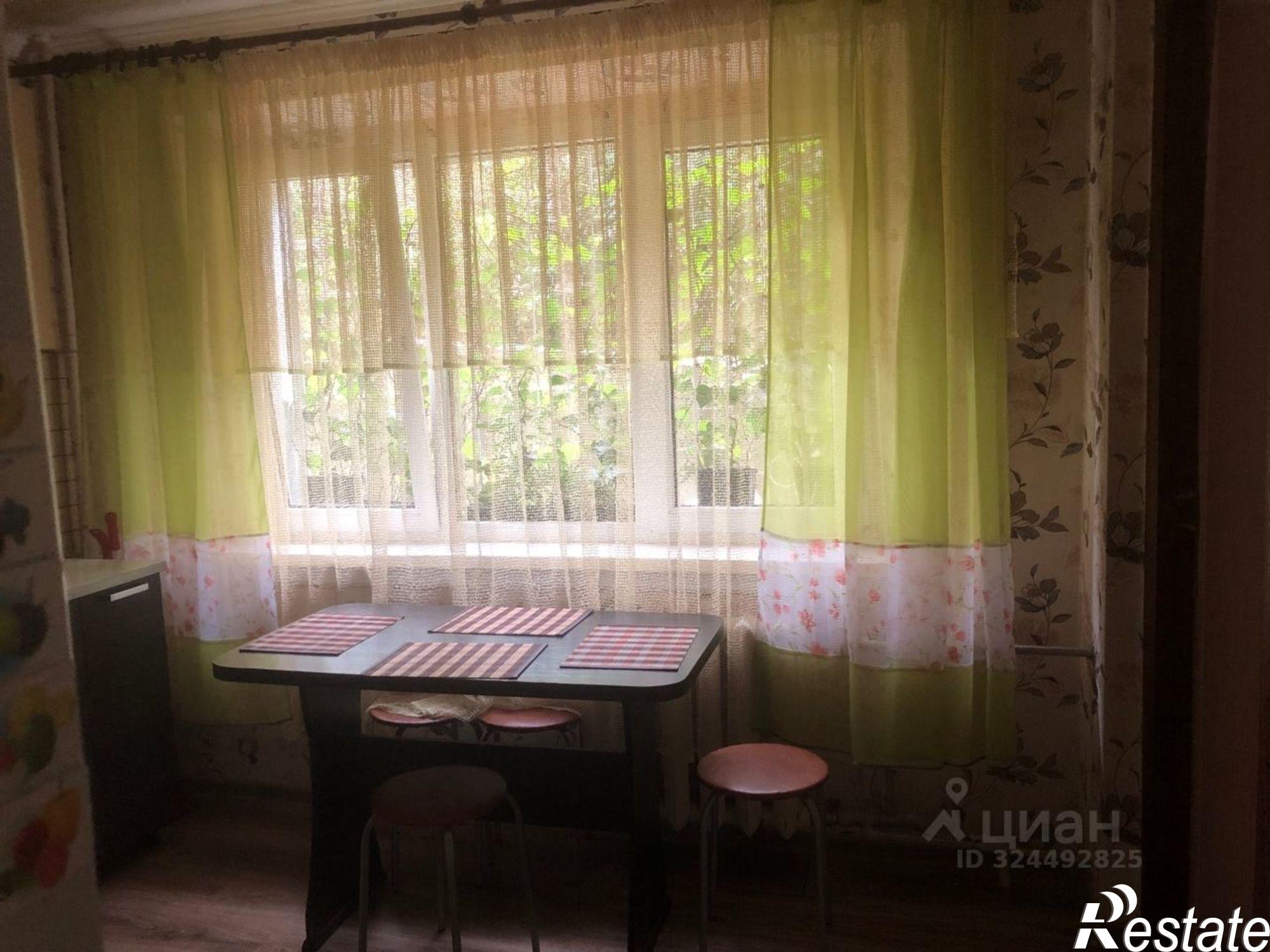 Сдать квартиру за 35 000 рублей на Ворошиловская улица, 8