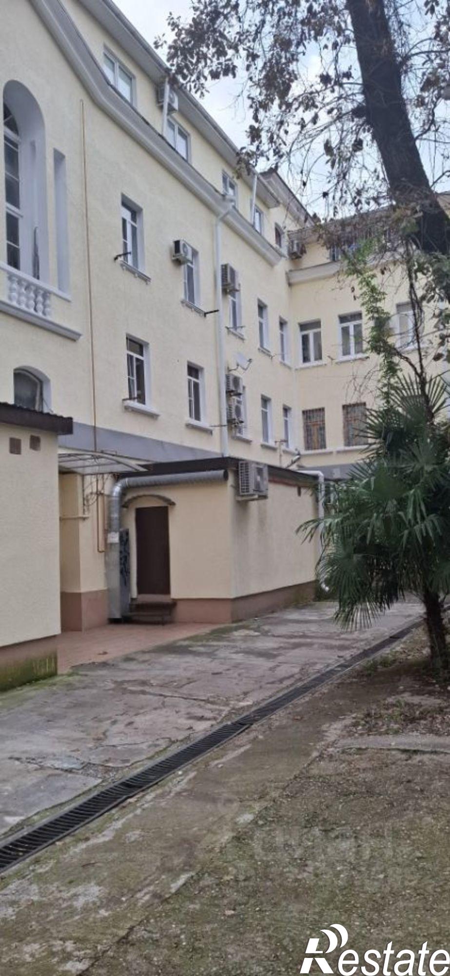 Сдать квартиру за 90 000 рублей на ул Воровского, 4