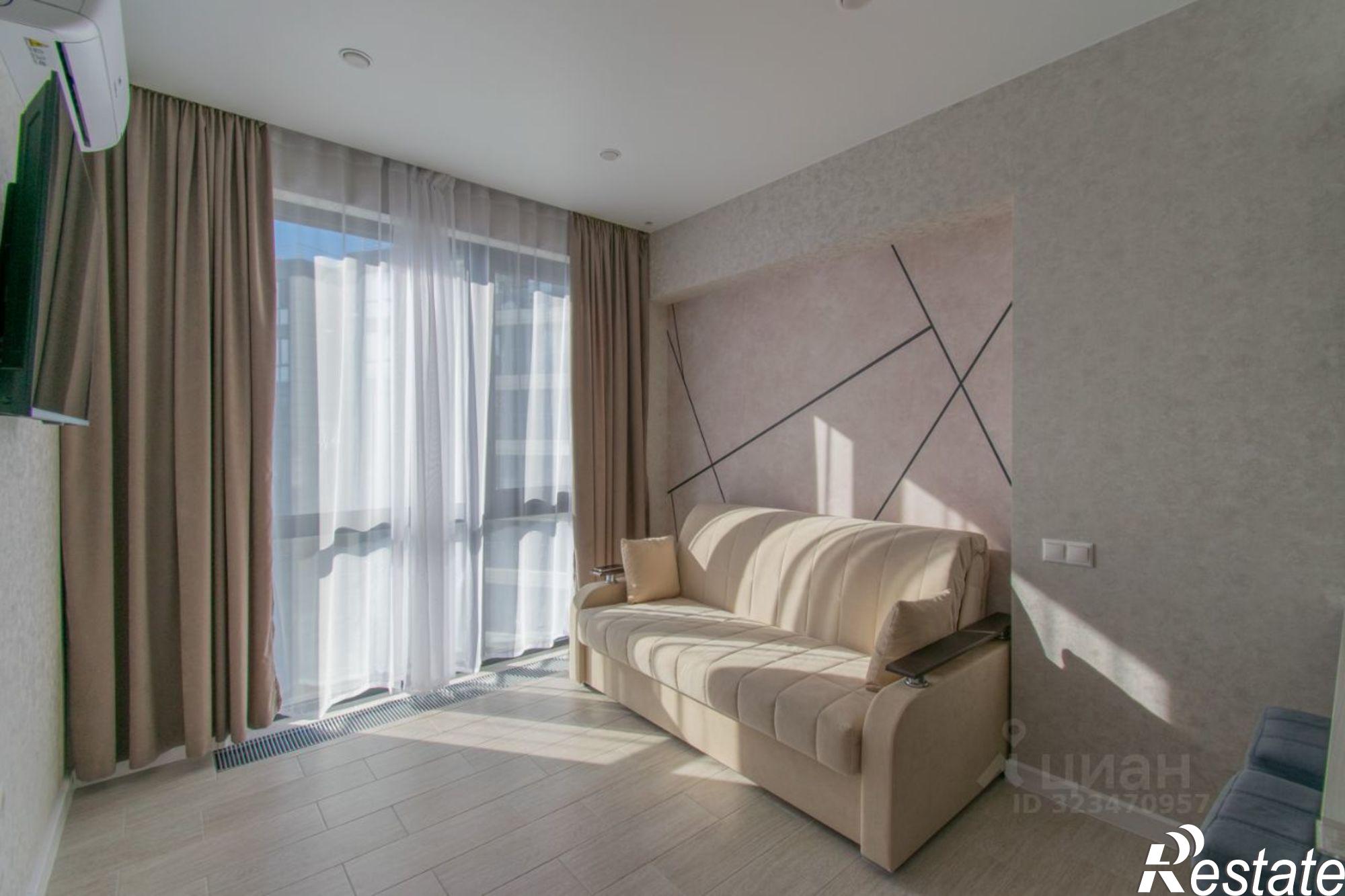 Сдать квартиру за 70 000 рублей на переулок Горького, 24