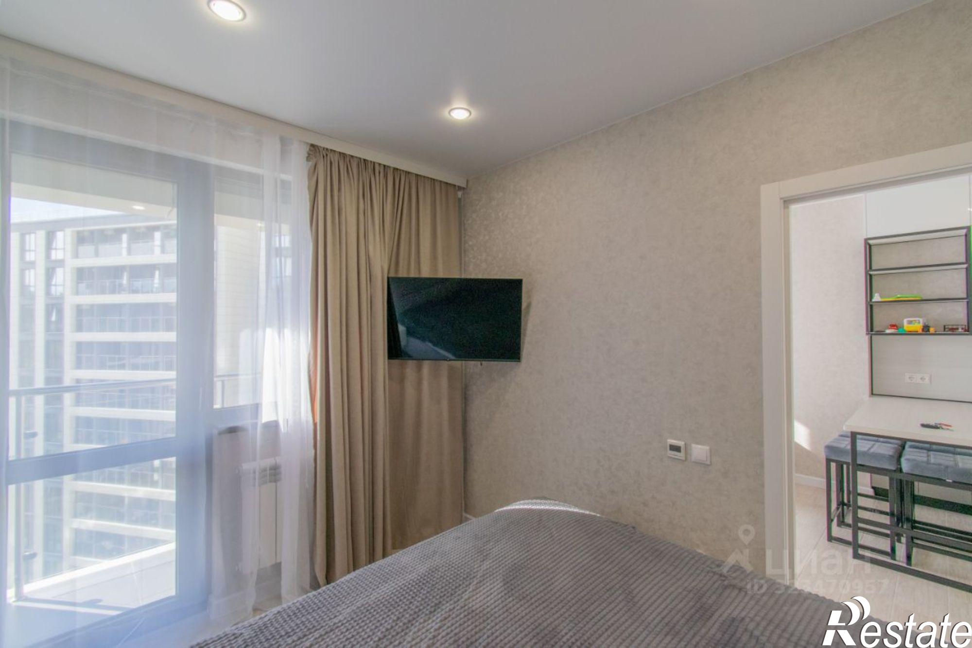 Сдать квартиру за 70 000 рублей на переулок Горького, 24