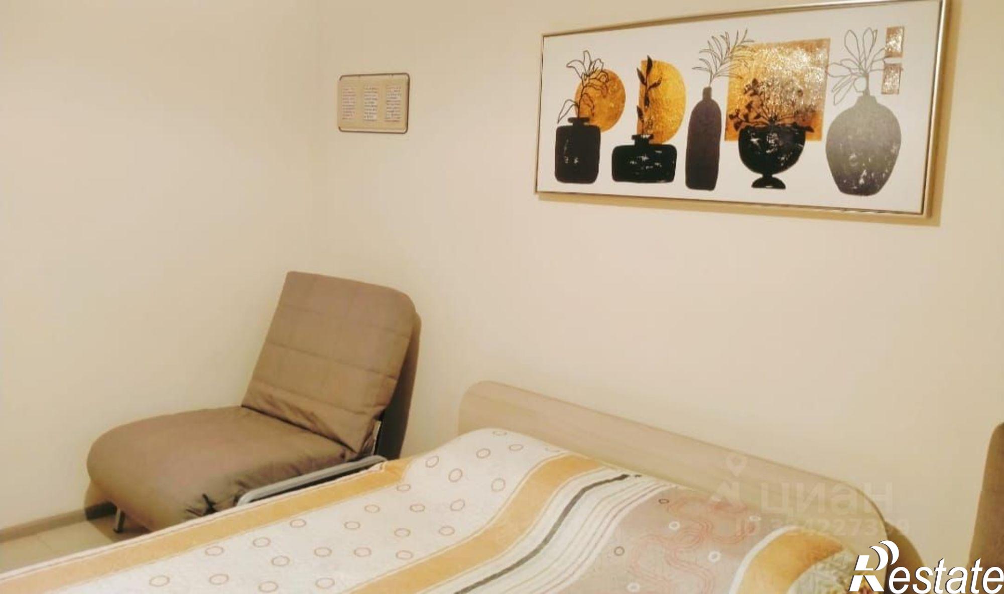 Сдать квартиру за 25 000 рублей на ул Учительская, 22