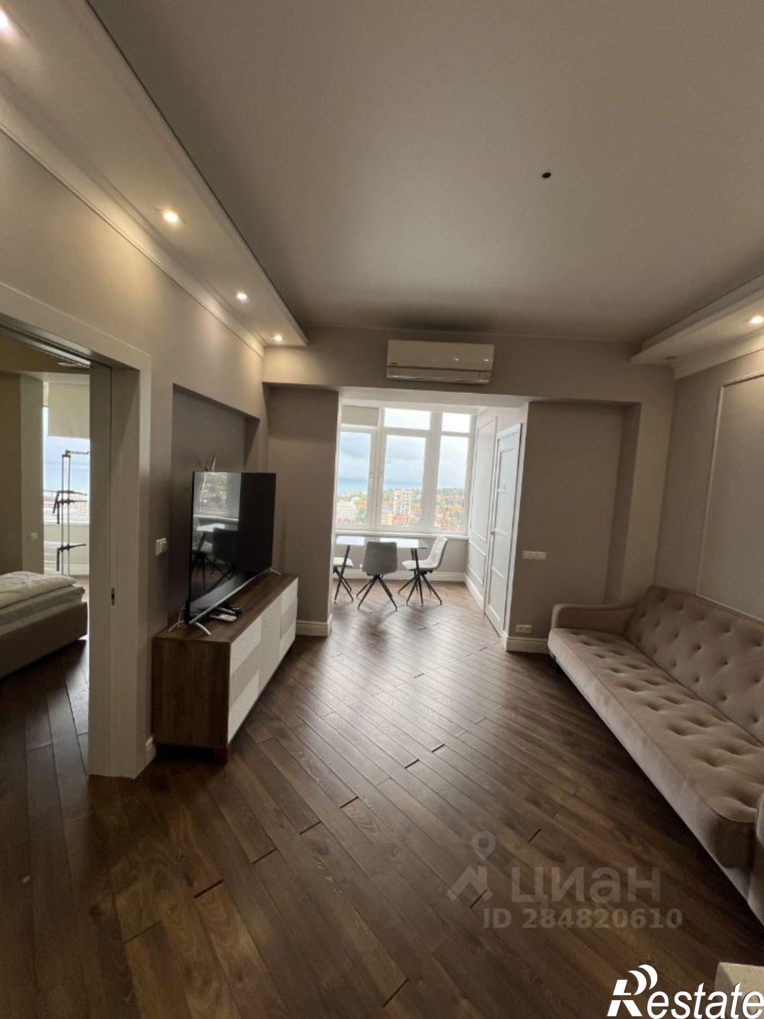 Сдать квартиру за 125 000 рублей на Первомайская улица, 21