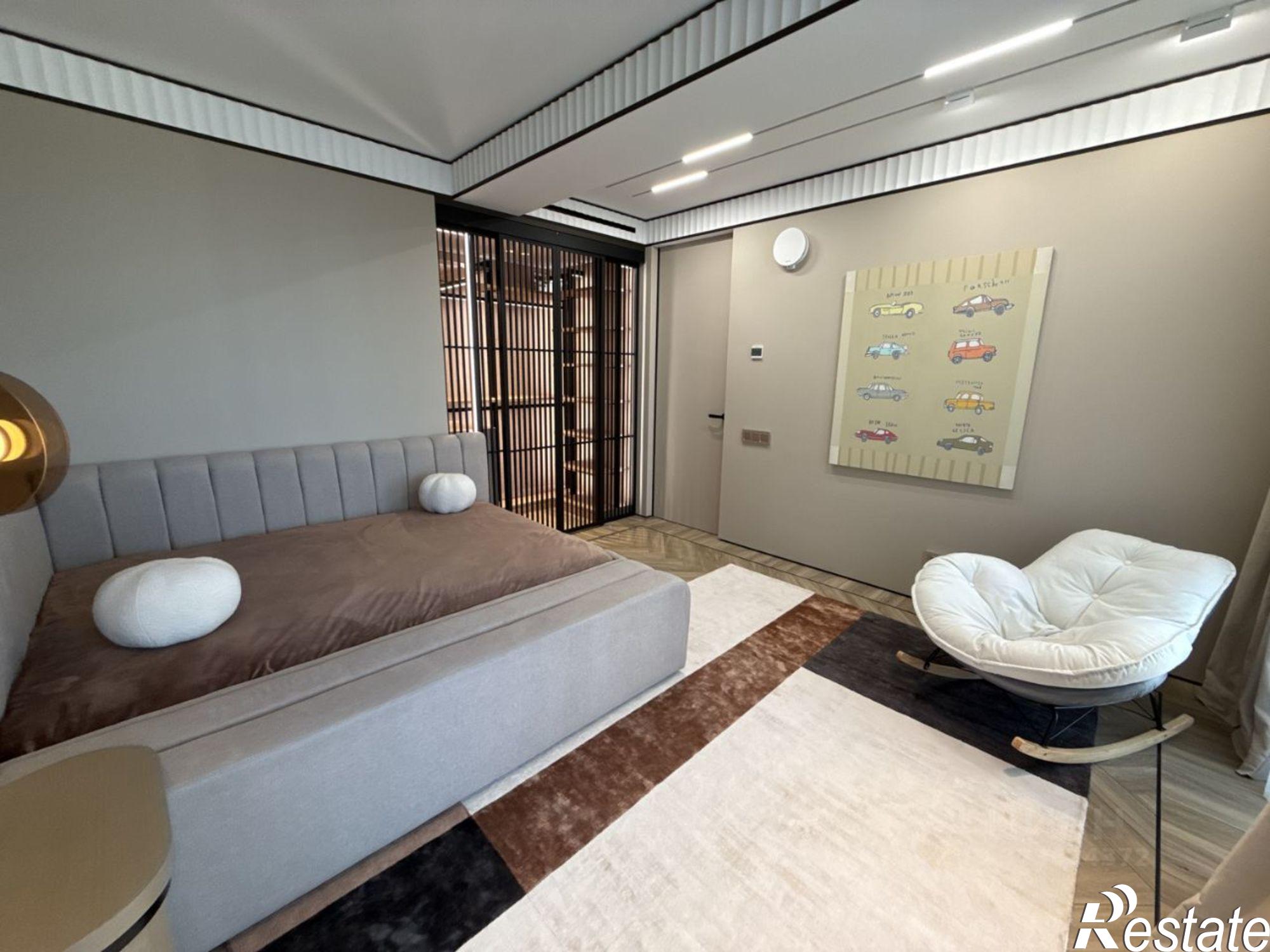 Купить квартиру за 41 400 000 рублей на ул Турчинского, 21