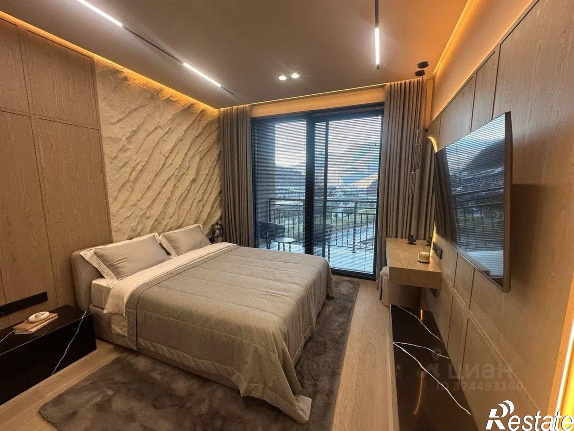 Купить квартиру за 42 800 000 рублей на наб Времена года, 1