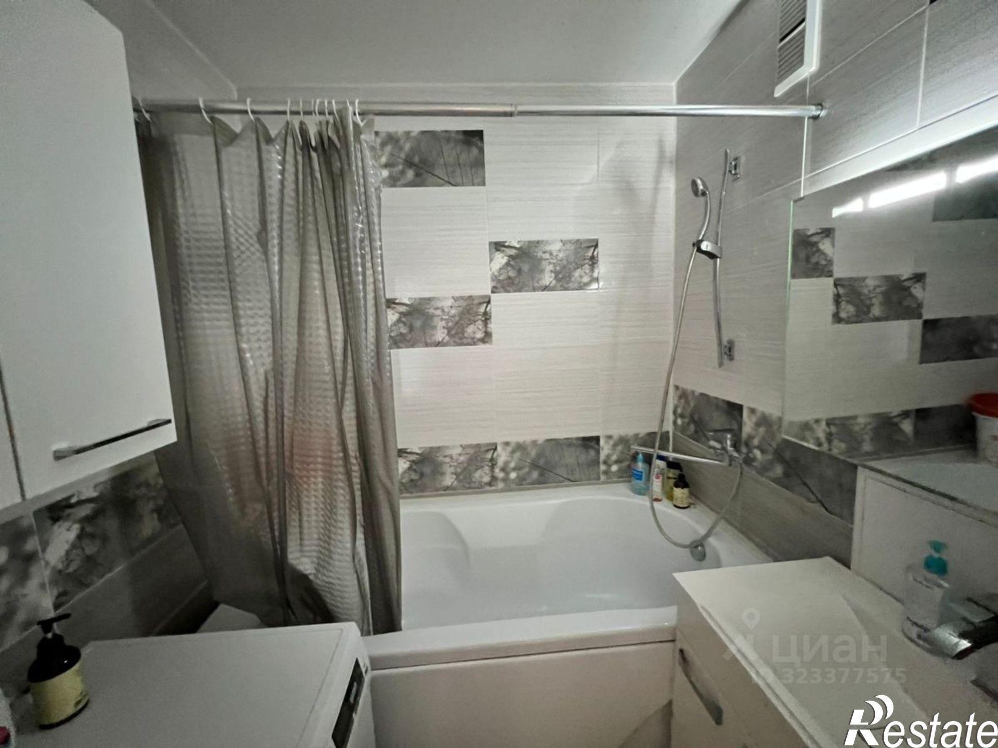 Купить квартиру за 14 000 000 рублей на улица Малышева, 4