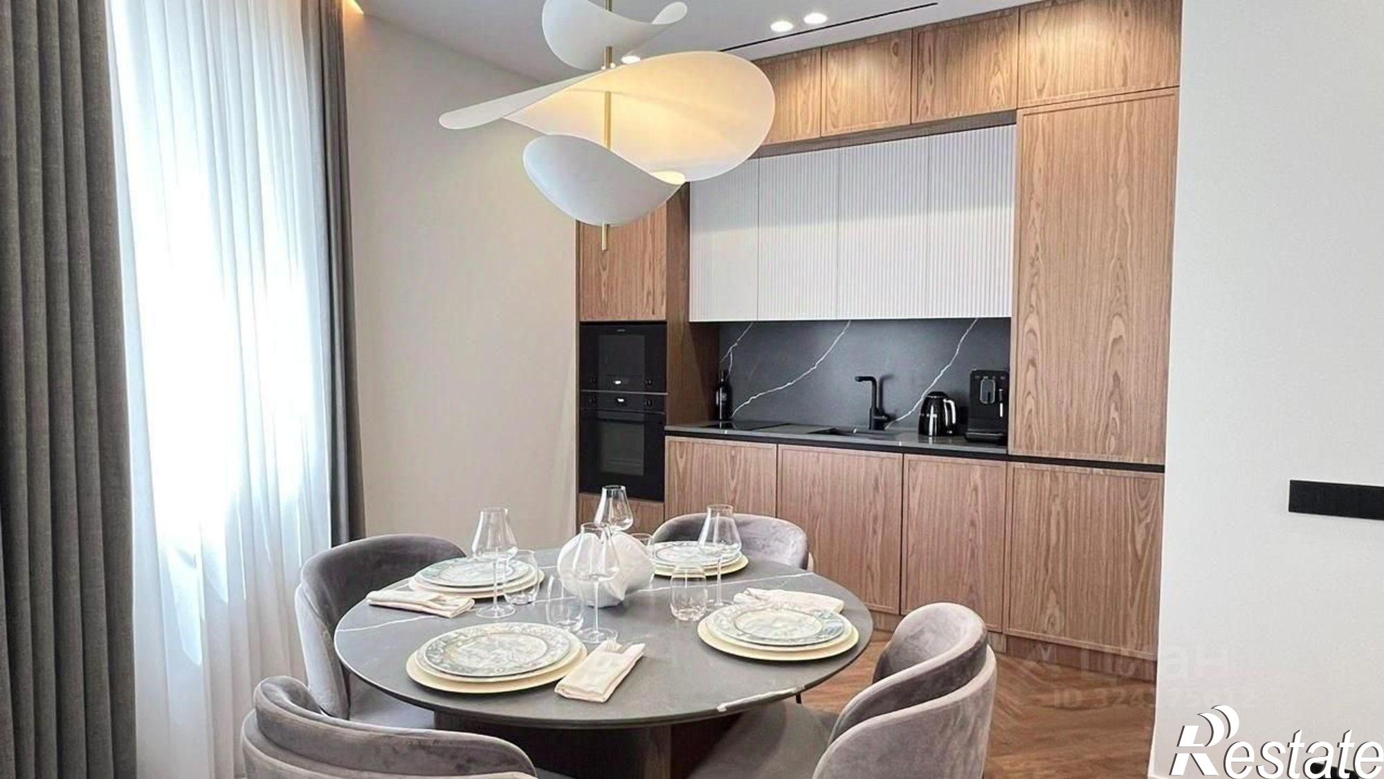 Купить квартиру за 40 000 000 рублей на ул Театральная, 11