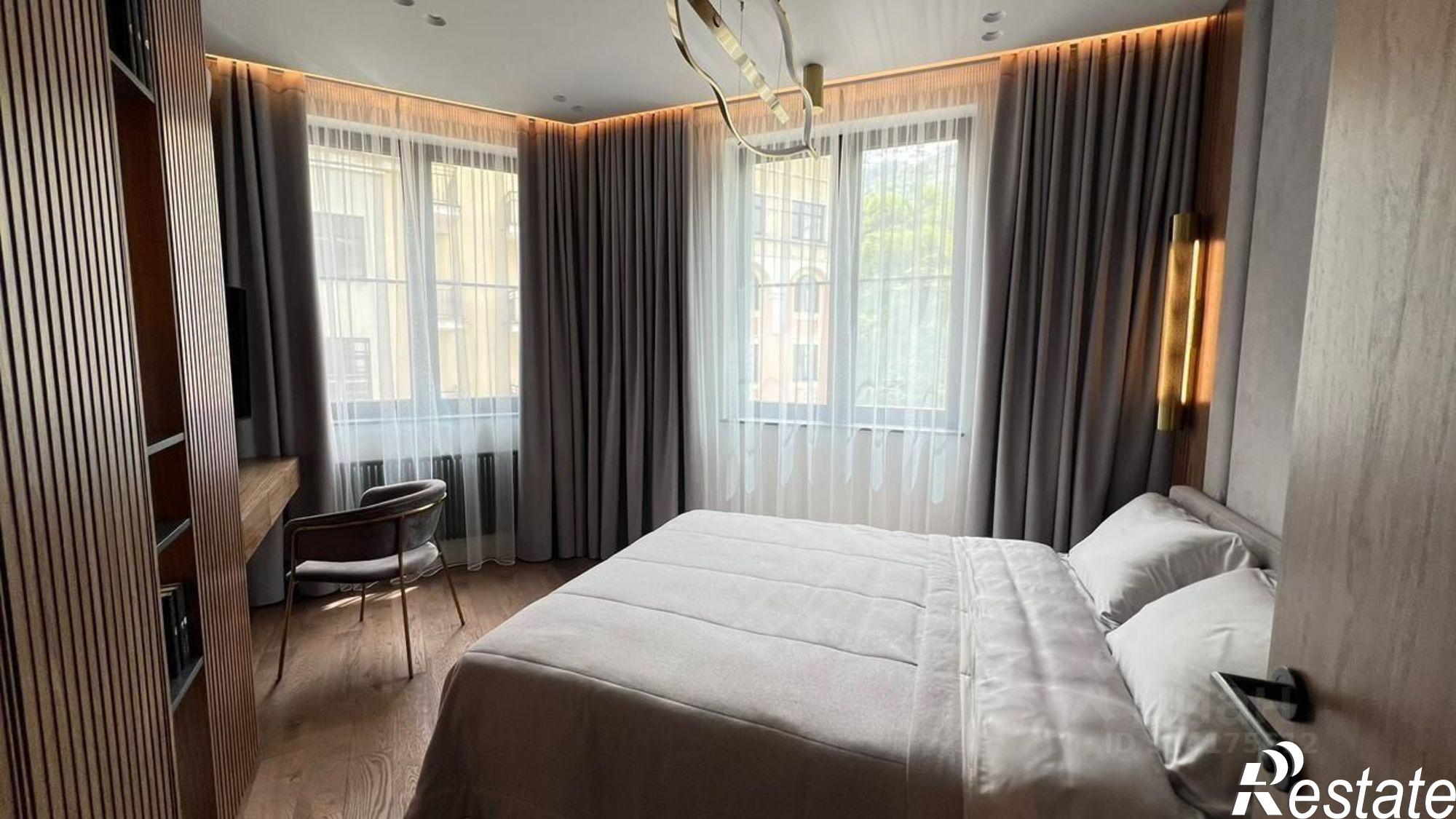 Купить квартиру за 40 000 000 рублей на ул Театральная, 11