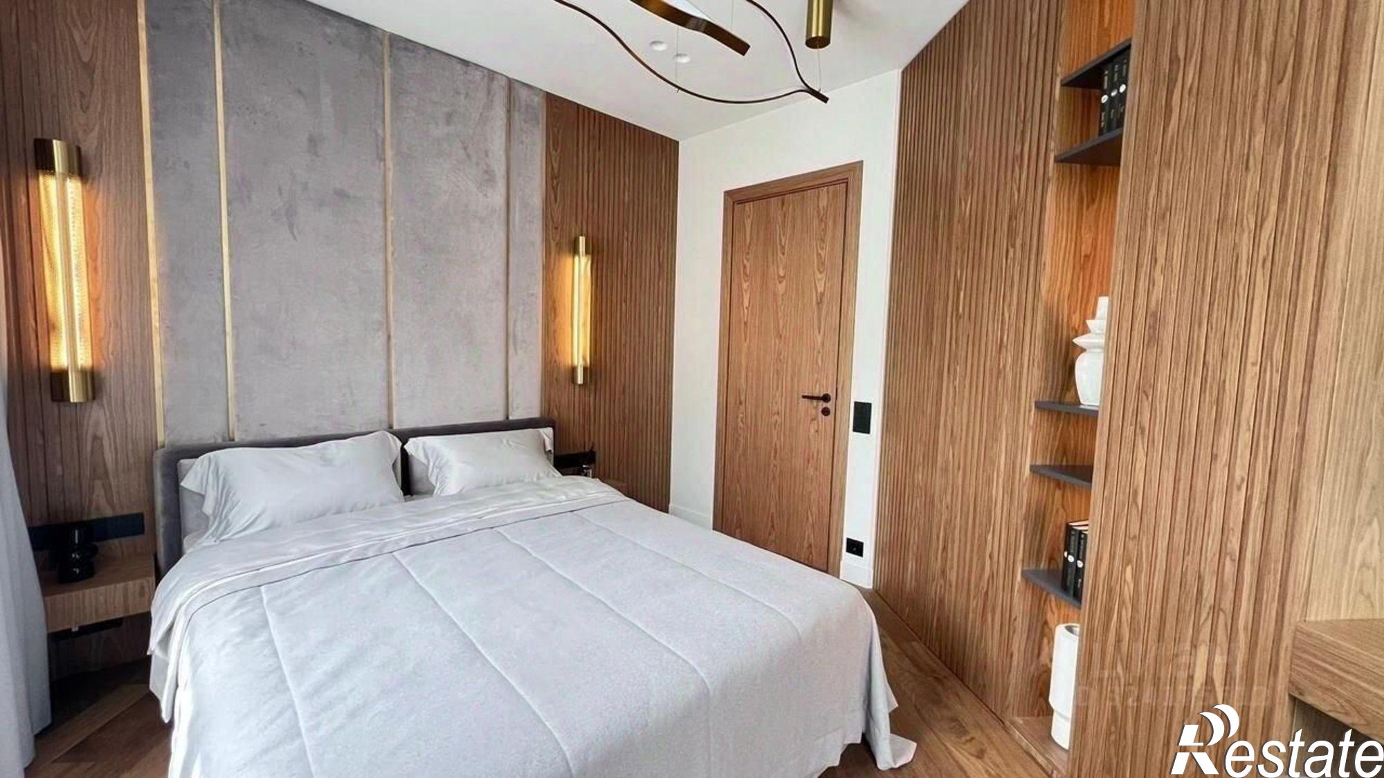 Купить квартиру за 40 000 000 рублей на ул Театральная, 11