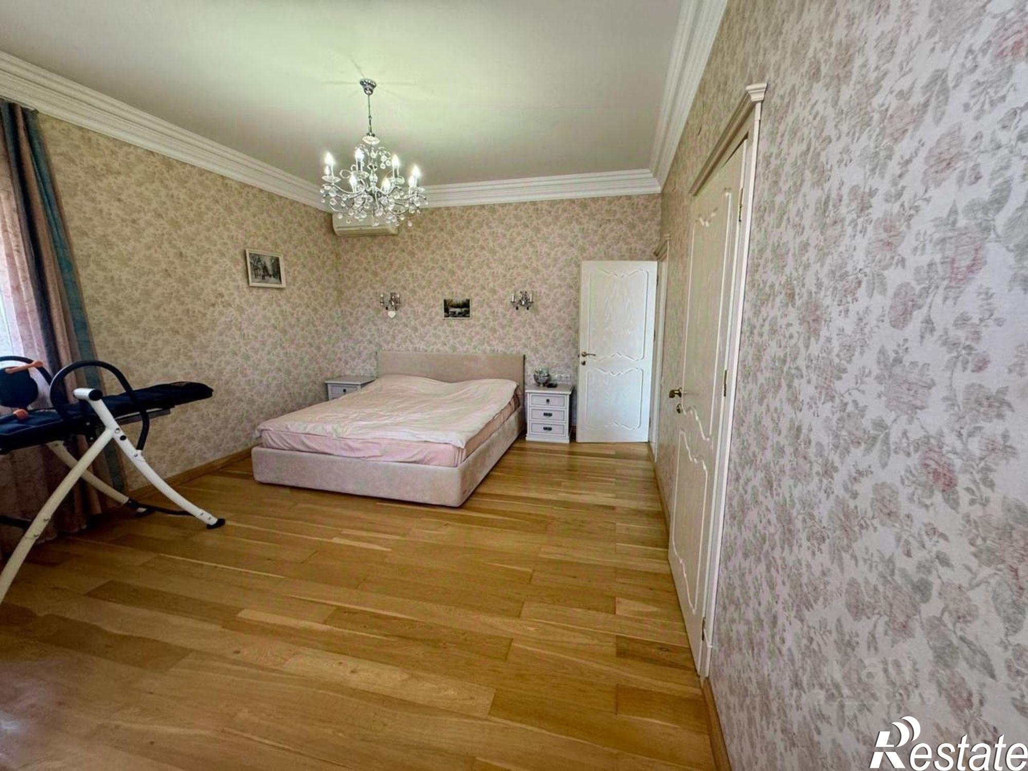 Купить квартиру за 25 000 000 рублей на Курортный пр-кт, 98/18А