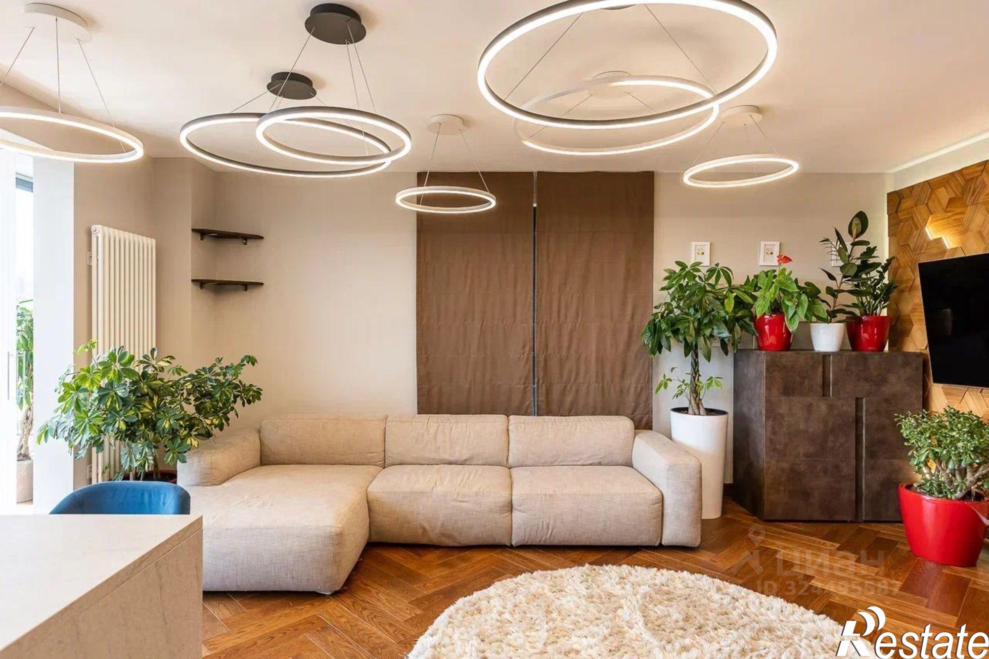 Купить квартиру за 25 000 000 рублей на улица Роз, 32А