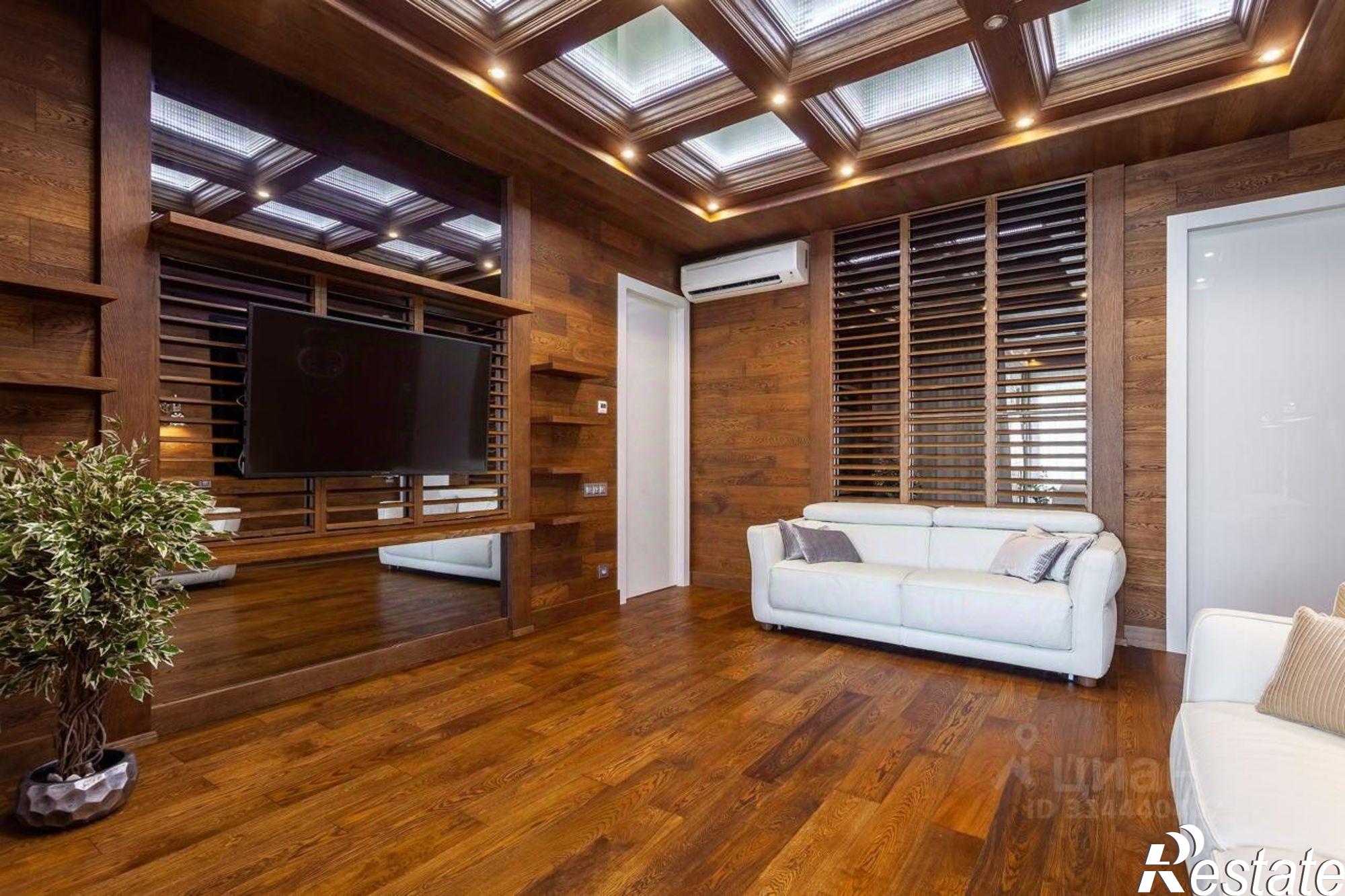 Купить квартиру за 112 000 000 рублей на Курортный пр-кт, 105