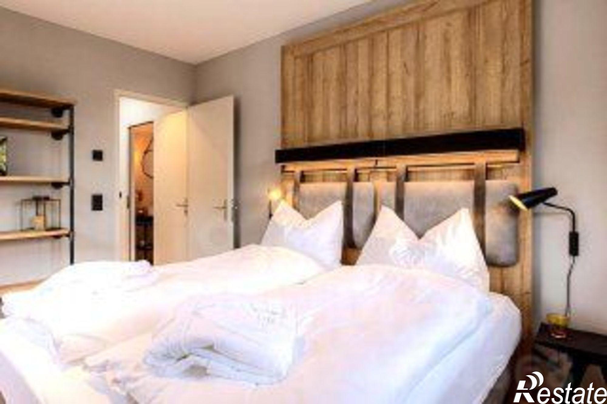 Купить квартиру за 15 990 000 рублей на ул Эстонская, 81/4