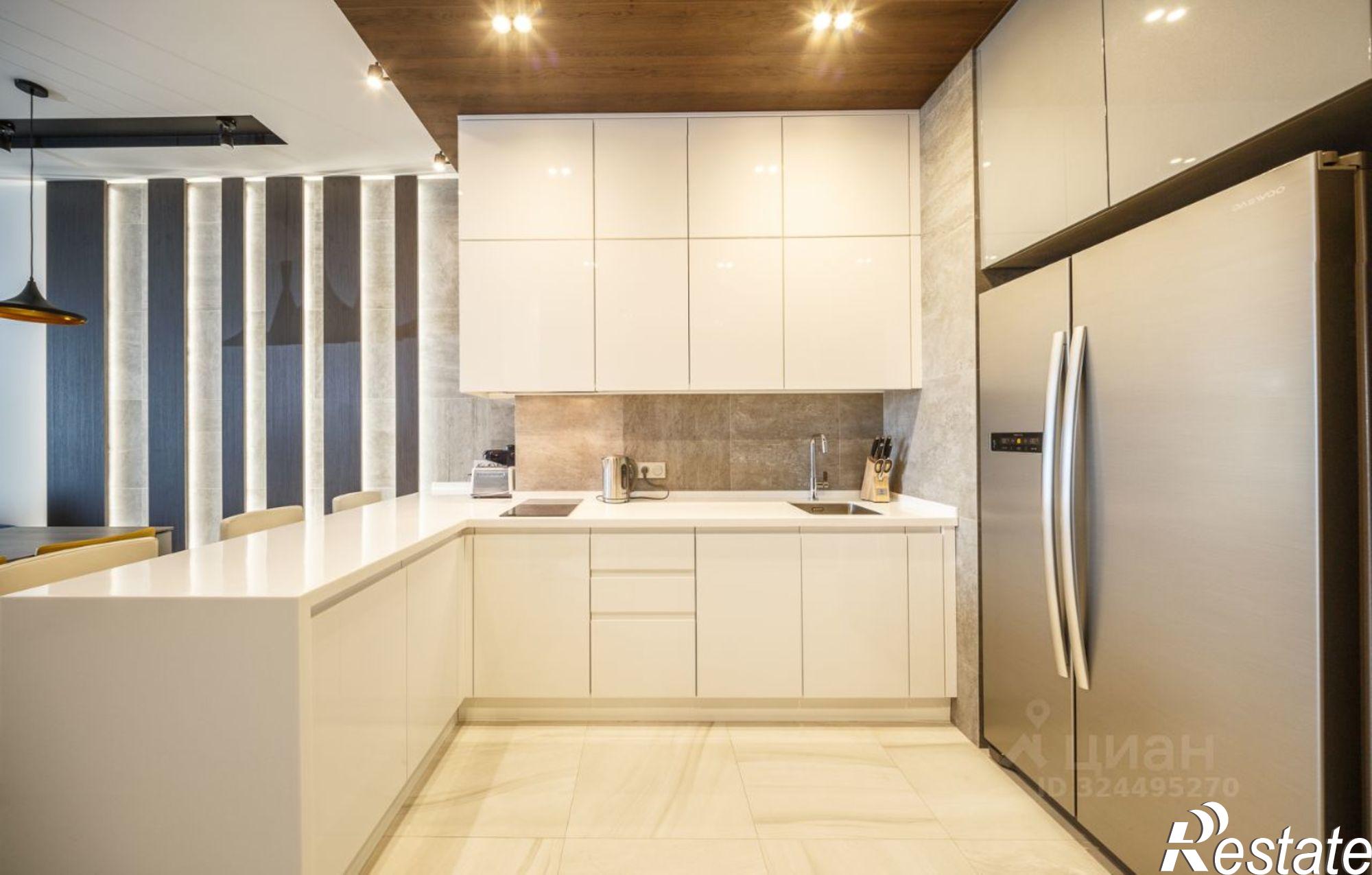 Купить квартиру за 20 000 000 рублей на Курортный пр-кт, 105А