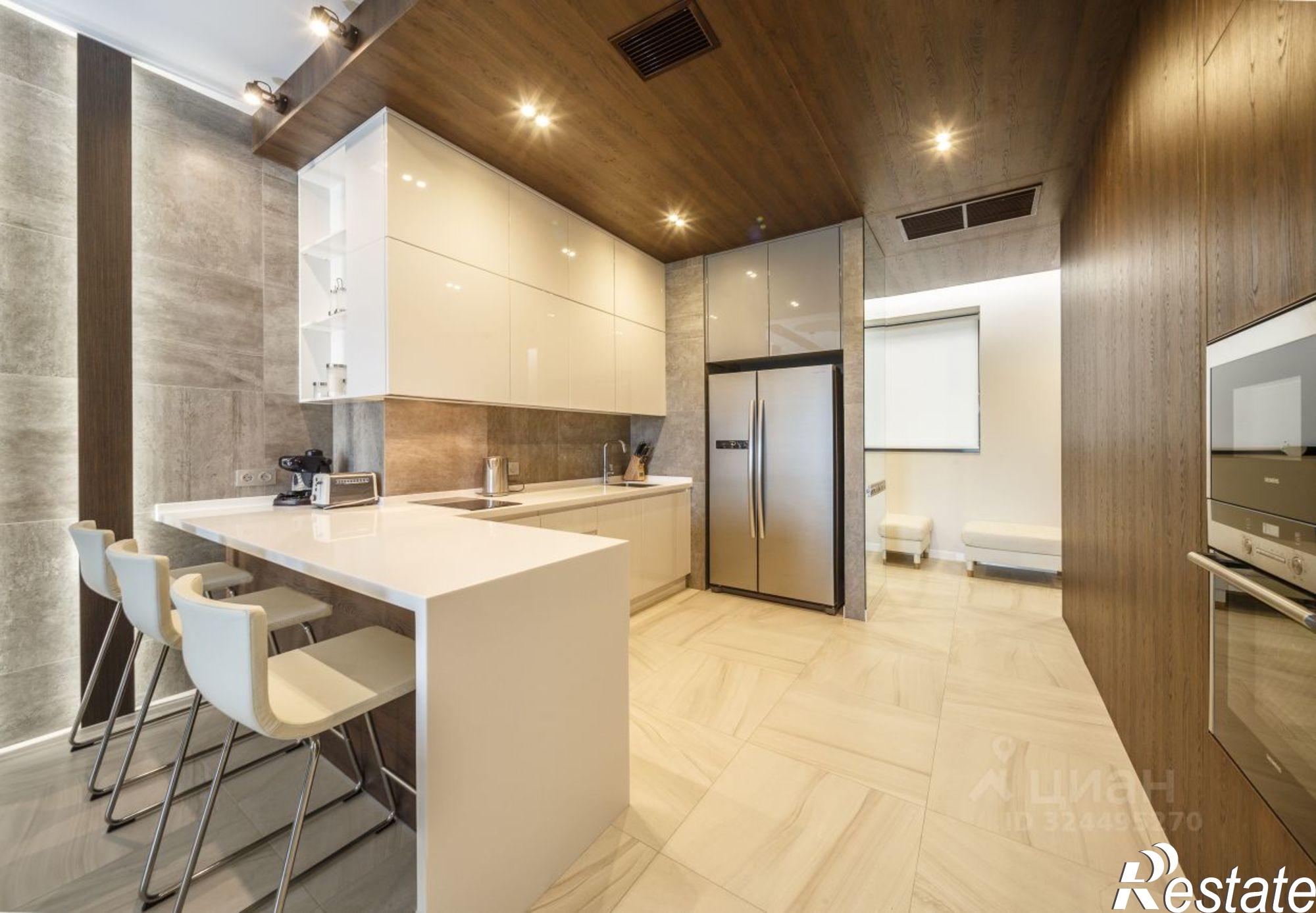 Купить квартиру за 20 000 000 рублей на Курортный пр-кт, 105А