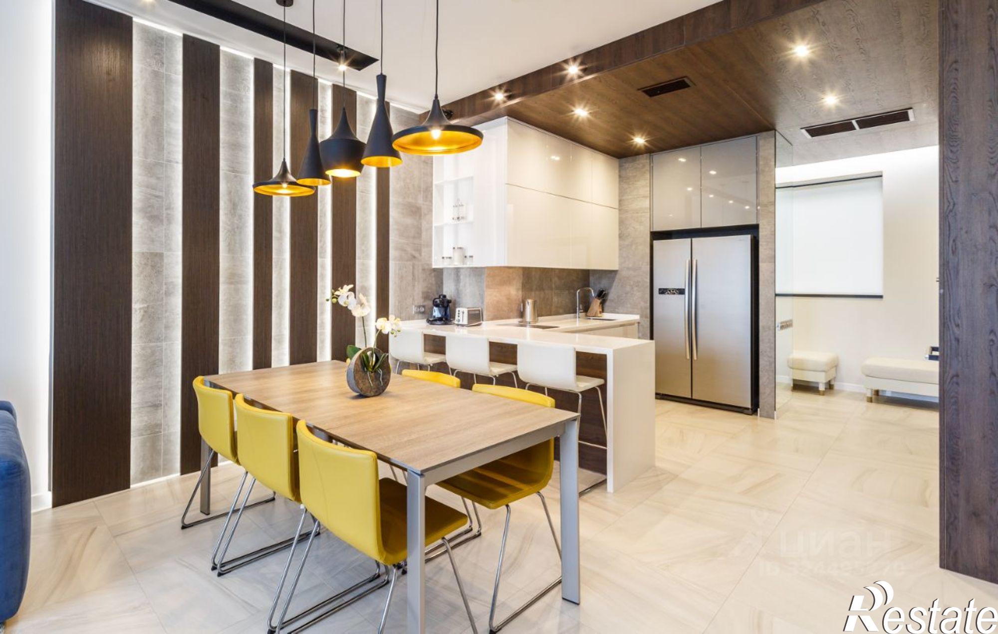 Купить квартиру за 20 000 000 рублей на Курортный пр-кт, 105А