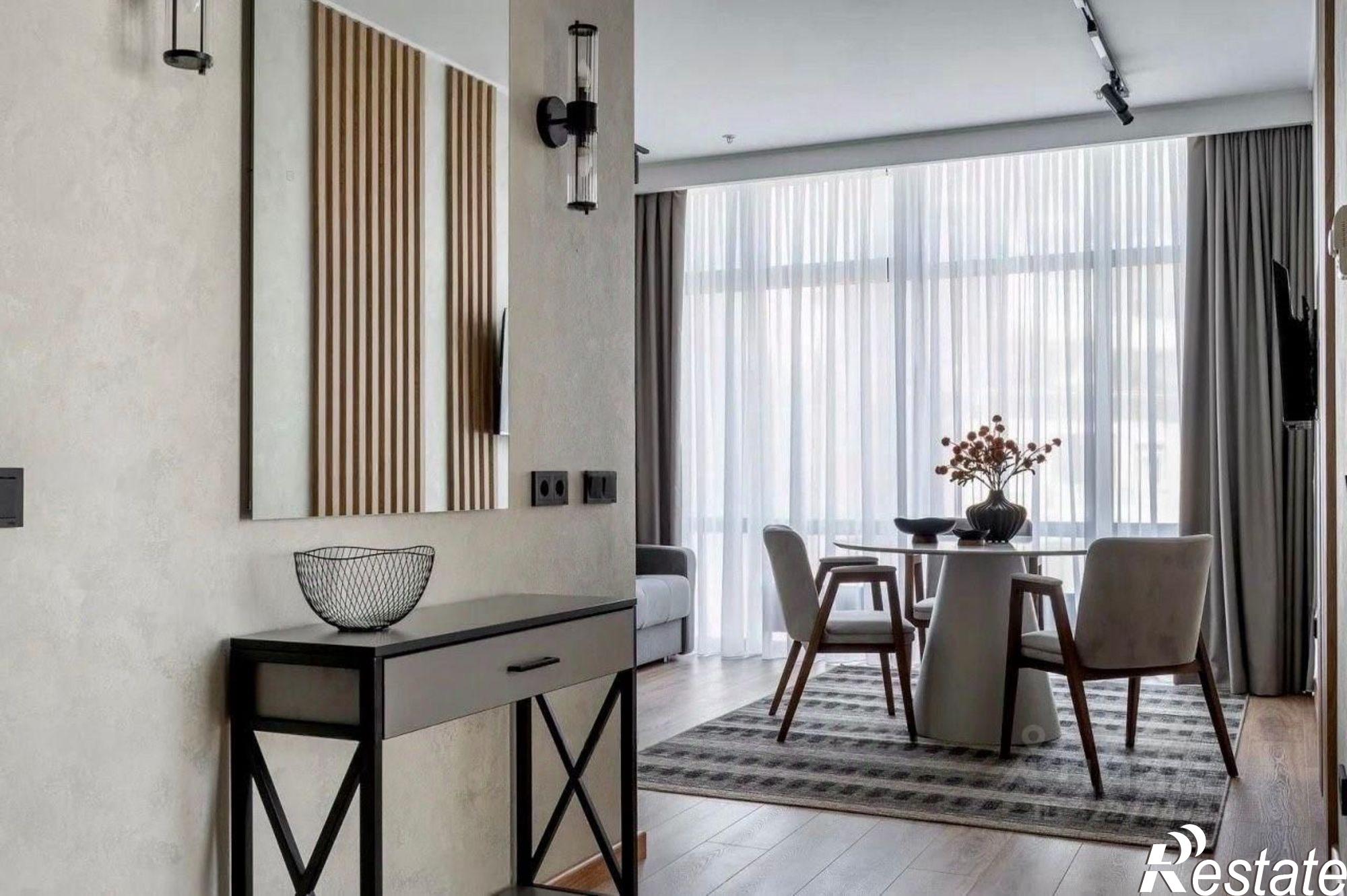 Купить квартиру за 40 000 000 рублей на ул Орджоникидзе, 11/1