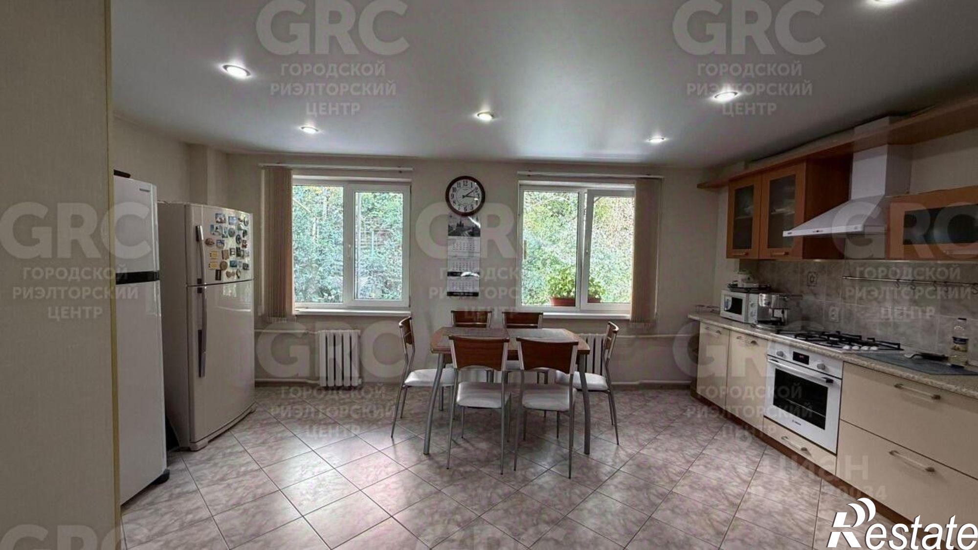 Купить квартиру за 33 000 000 рублей на ул Звездная, 1