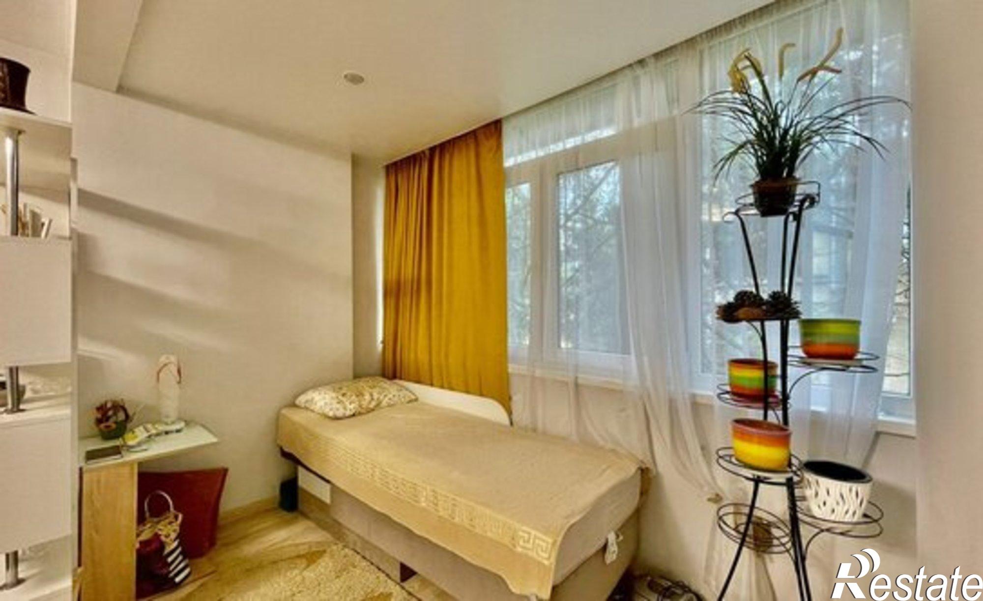 Купить квартиру за 12 000 000 рублей на улица Островского, 37