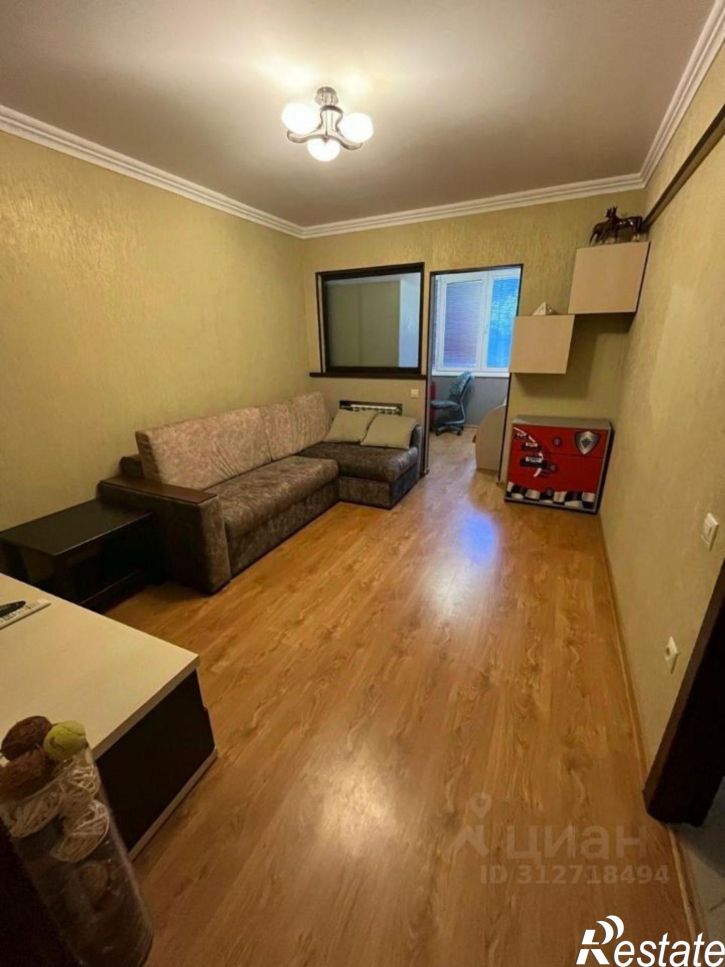 2-комн квартира улица Роз, 65,  д. 65