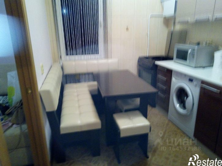 2-комн квартира улица Войкова, 33,  д. 33