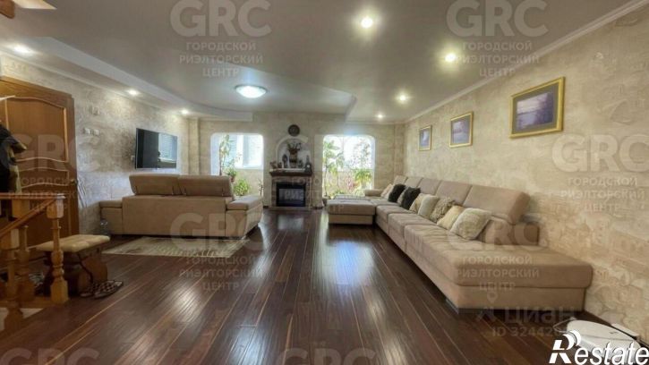 6-комн квартира ул Звездная, 1,  д. 1