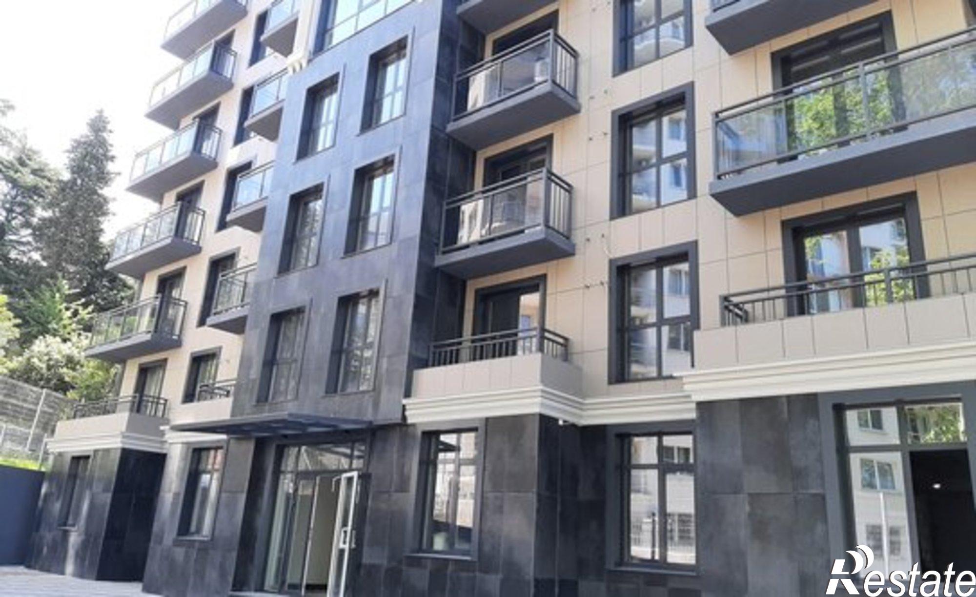 Купить квартиру за 26 000 000 рублей на ул Туапсинская, 10