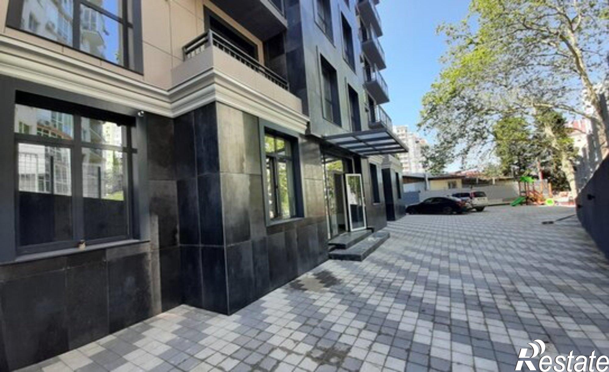 Купить квартиру за 26 000 000 рублей на ул Туапсинская, 10