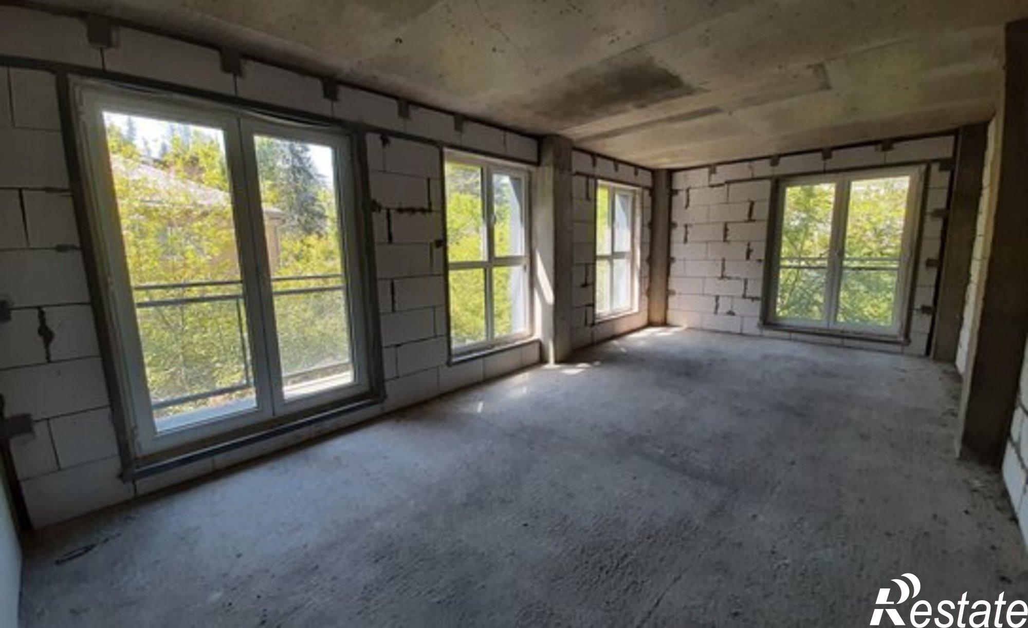 Купить квартиру за 26 000 000 рублей на ул Туапсинская, 10