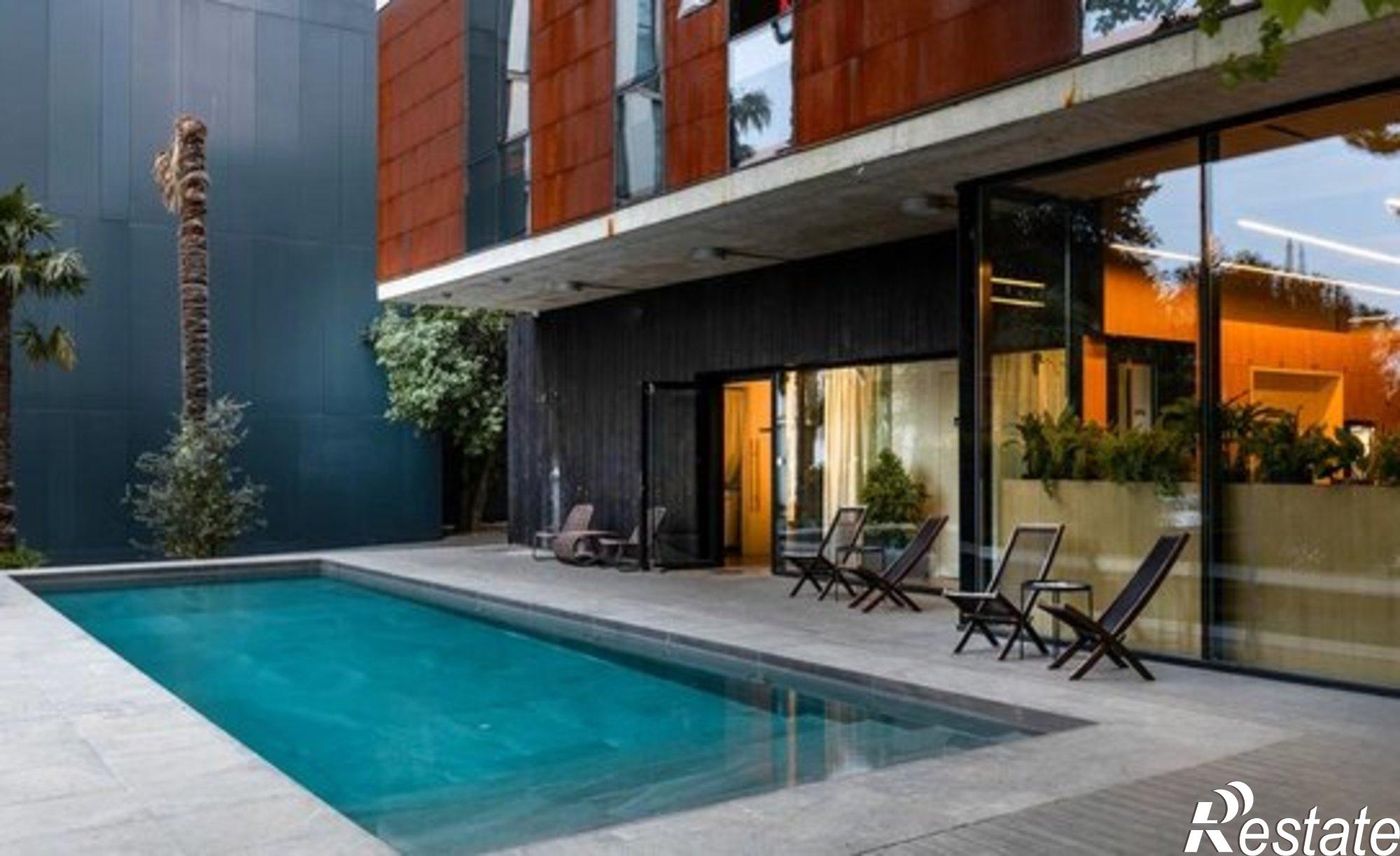 Купить квартиру за 130 000 000 рублей на Курортный пр-кт, 75