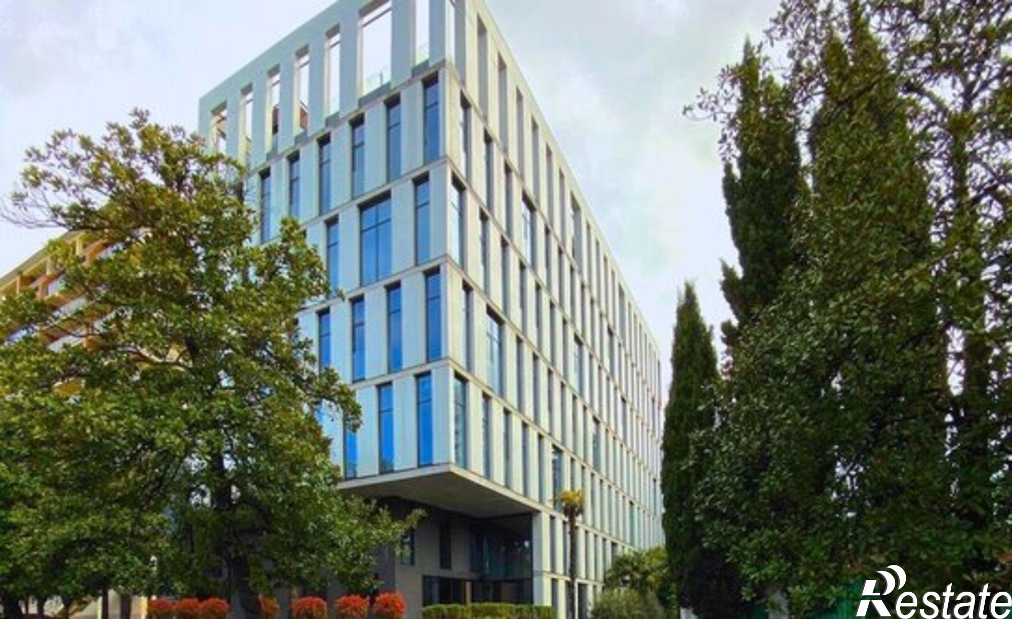 Купить квартиру за 130 000 000 рублей на Курортный пр-кт, 75