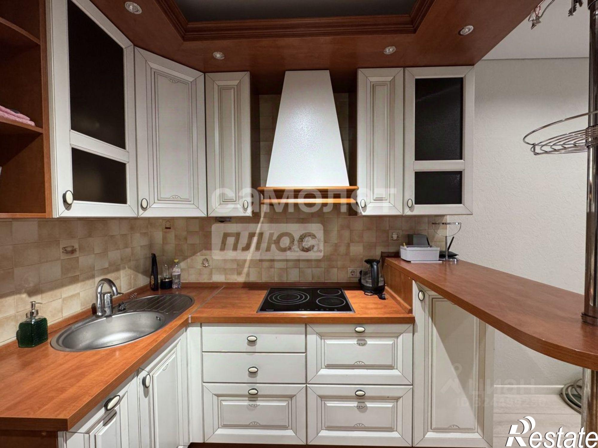 Купить квартиру за 10 000 000 рублей на ул Чехова, 33/1