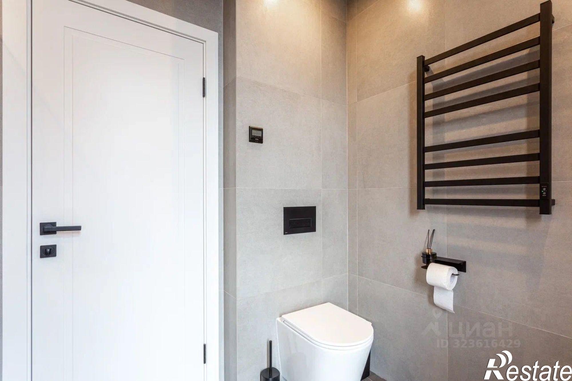 Купить квартиру за 37 000 000 рублей на ул Турчинского, 10