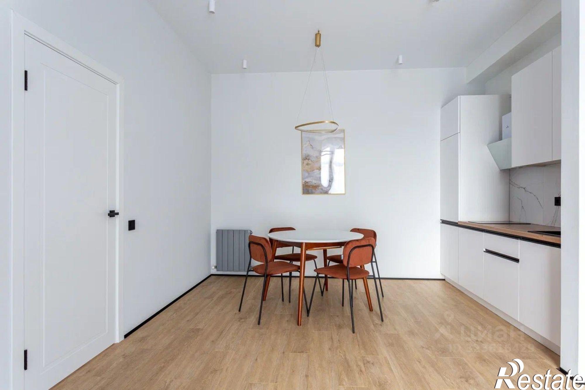 Купить квартиру за 37 000 000 рублей на ул Турчинского, 10