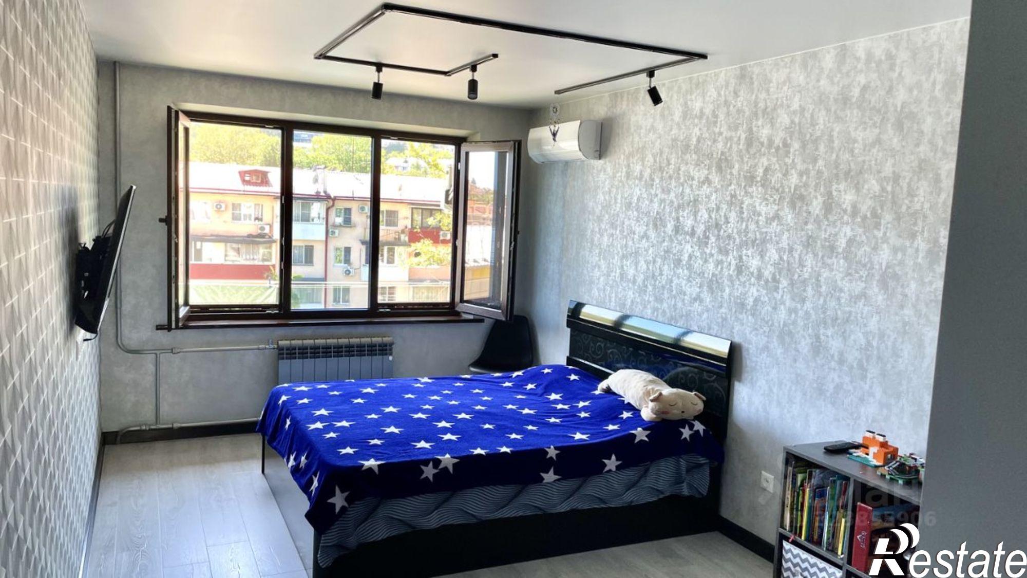 Купить квартиру за 12 000 000 рублей на ул Чехова, 26