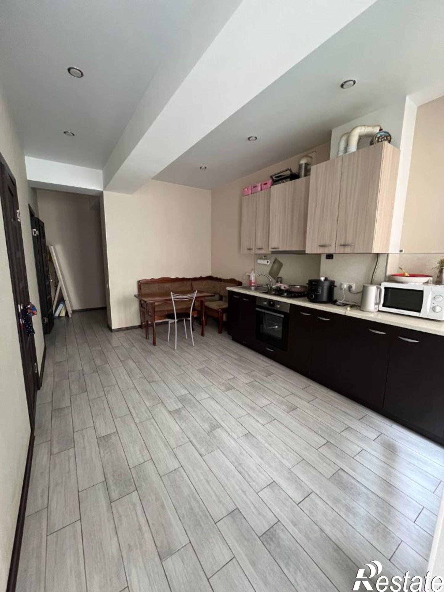 Купить квартиру за 14 000 000 рублей на улица Метелёва, 11