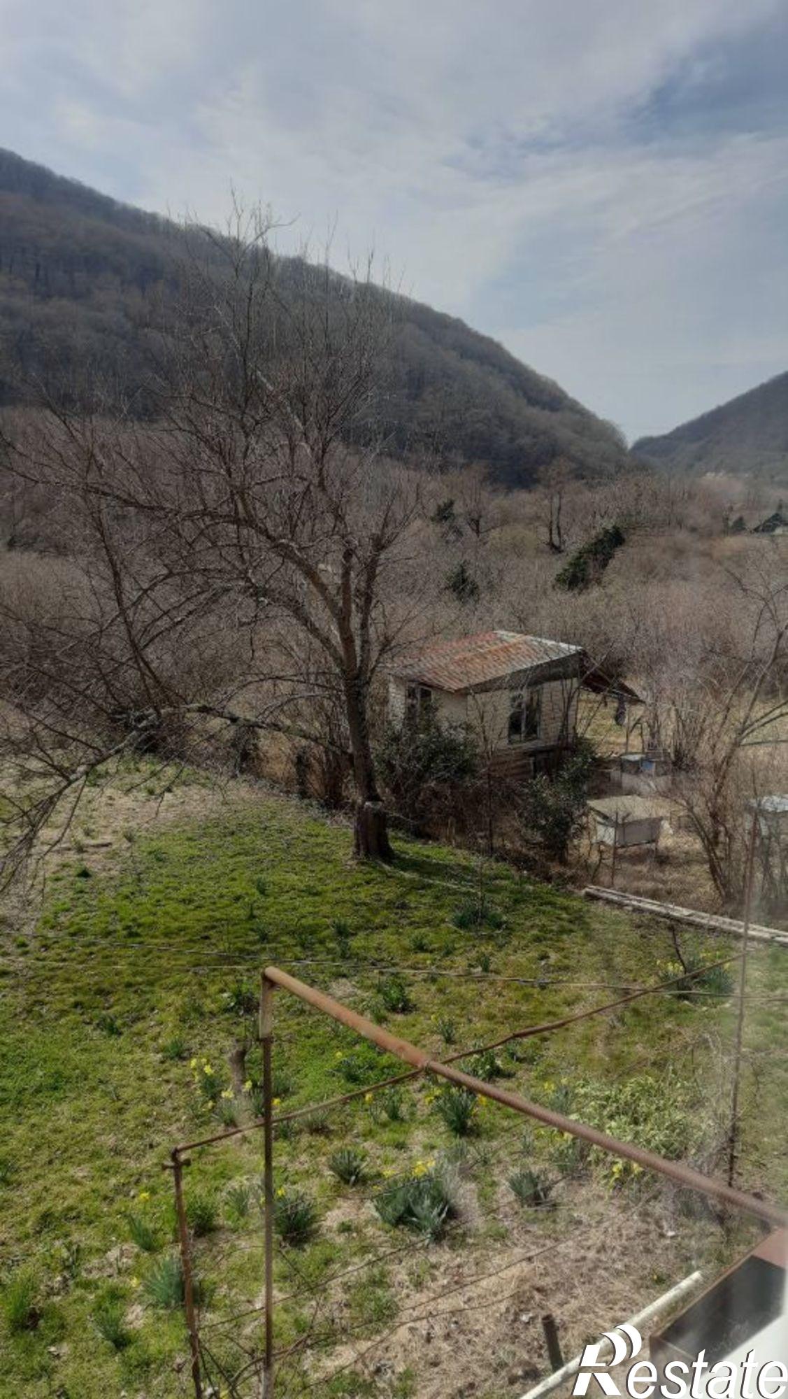 Купить дачу, дом, коттедж за 11 500 000 рублей на ул Сурикова, 20