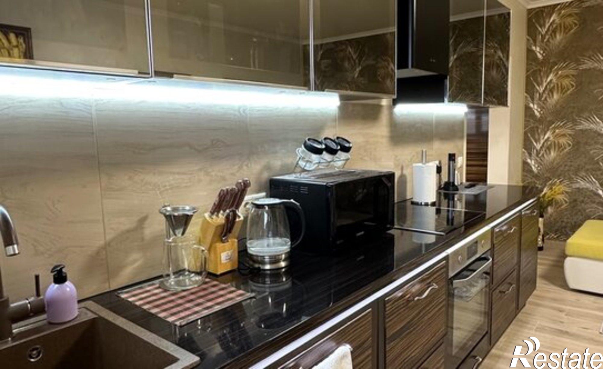 Купить квартиру за 39 000 000 рублей на ул Невская, 19