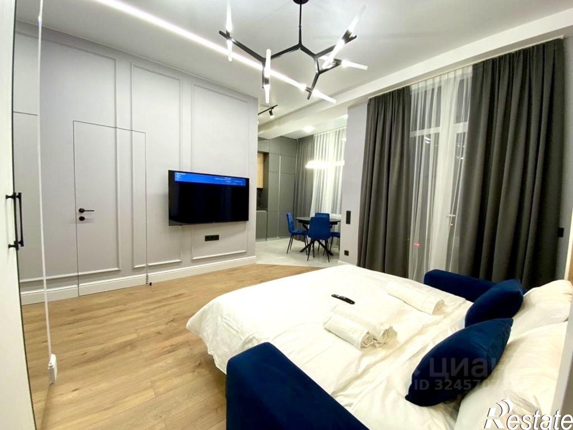 Купить квартиру за 15 000 000 рублей на ул Кирова, 35